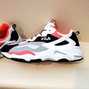 FILA - Womens Ray Tracer Sneakers